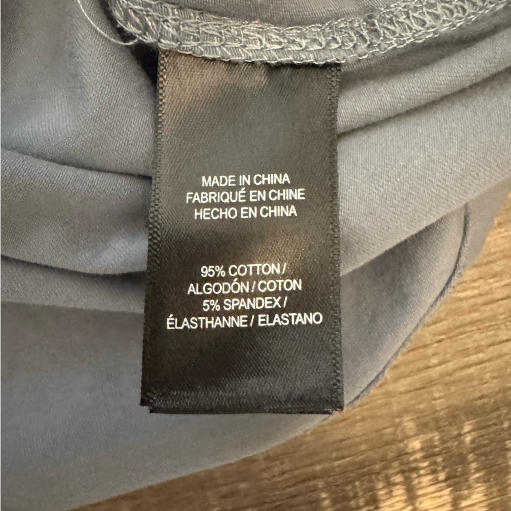 Modern Gray Short Sleeve Men's Tee - Picture 4 of 7